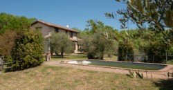 Umbria Località San Venanzo bellissimo Casale con piscina panoramica