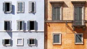 blue and orange row houses campo dei fiori rome royalty free image 1589189924 - Agenzia Immobiliare Lecce - Lusso, Appartamenti, Case, Ville