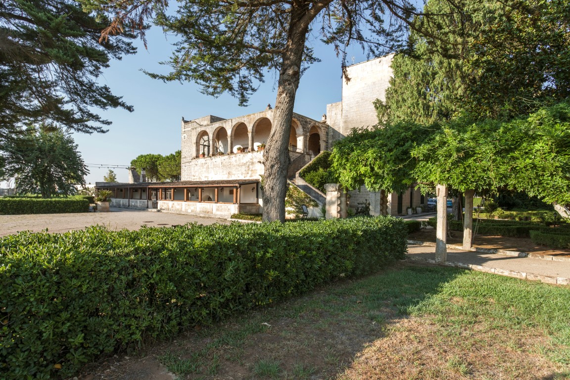 Salento In Terra D’Otranto Antica Masseria con hotel e circolo ippico