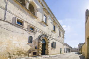 01 ok resize - Agenzia Immobiliare Lecce - Lusso, Appartamenti, Case, Ville