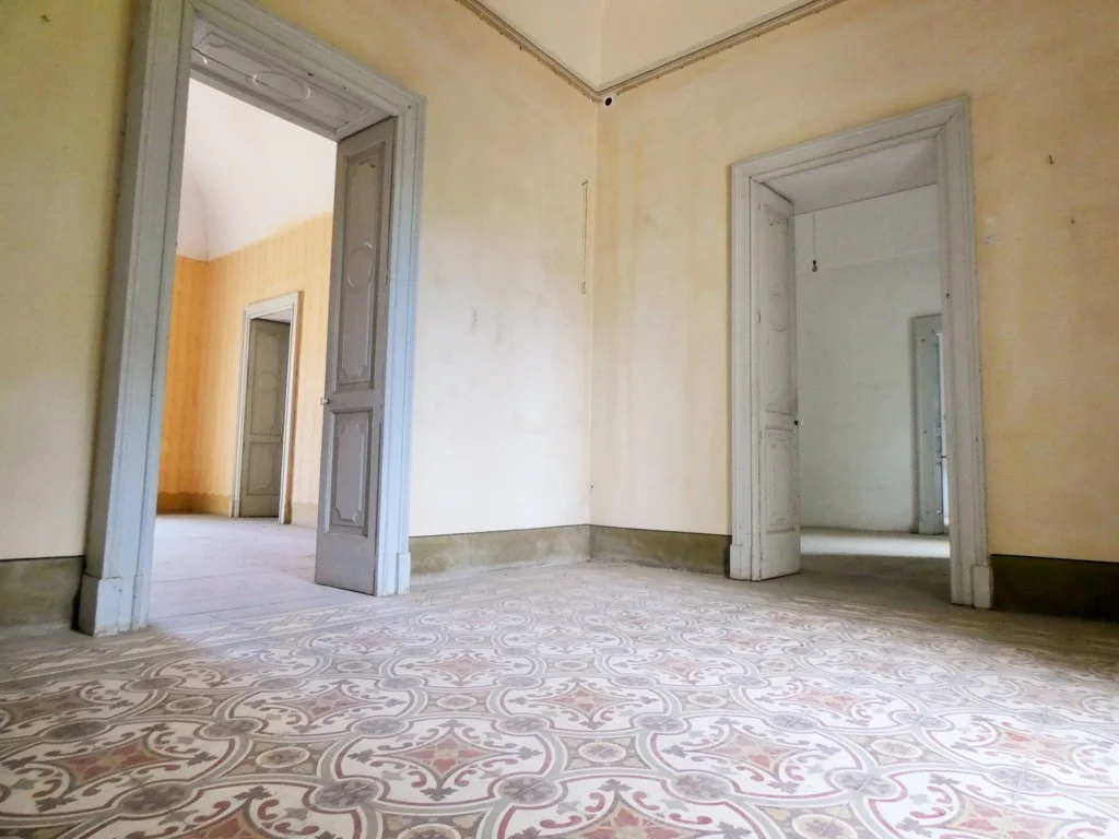 Castrignano dei Greci centro storico palazzo di fine 800 con ampio giardino e terrazzo