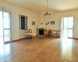 P1030146 FILEminimizer - Agenzia Immobiliare Lecce - Lusso, Appartamenti, Case, Ville