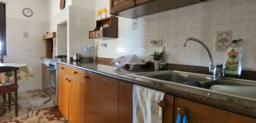 Putignano Villa panoramica in ottimo stato con giardino attrezzato