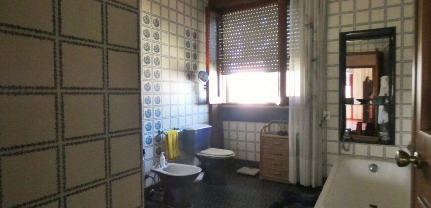 Litoranea Gallipoli-Santa Maria al Bagno proprietà con giardino vista mare