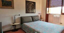 Litoranea Gallipoli-Santa Maria al Bagno proprietà con giardino vista mare