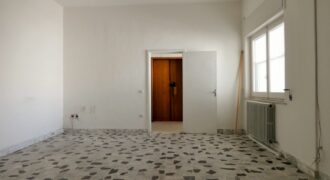 Zona centrale appartamento mq.125 da ristrutturare