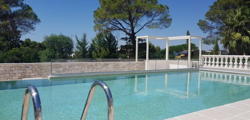 Via Monteroni zona Bellavista rifinita villa ampia metratura con piscina