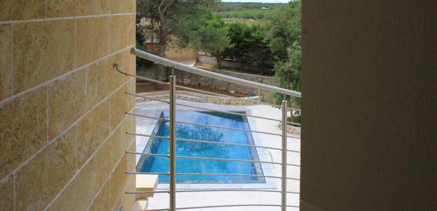 Spongano appartamento quadrilocale in residence con piscina