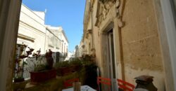 Lecce centro storico nei pressi del Duomo dimara rifinita con terrazzo