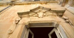 Lecce centro storico nei pressi del Duomo dimara rifinita con terrazzo