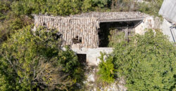 Castrignano De Greci, nel cuore della Grecìa Salentina, antica masseria da ristrutturare