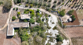 Castrignano De Greci, nel cuore della Grecìa Salentina, antica masseria da ristrutturare