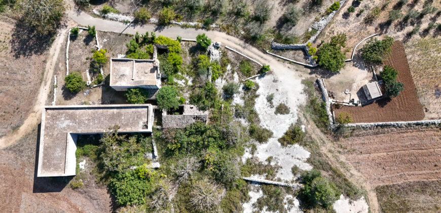 Castrignano De Greci, nel cuore della Grecìa Salentina, antica masseria da ristrutturare