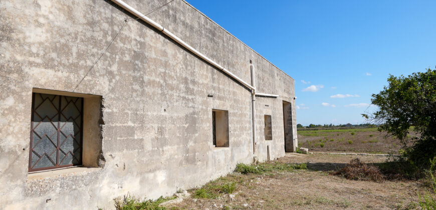 Castrignano De Greci, nel cuore della Grecìa Salentina, antica masseria da ristrutturare