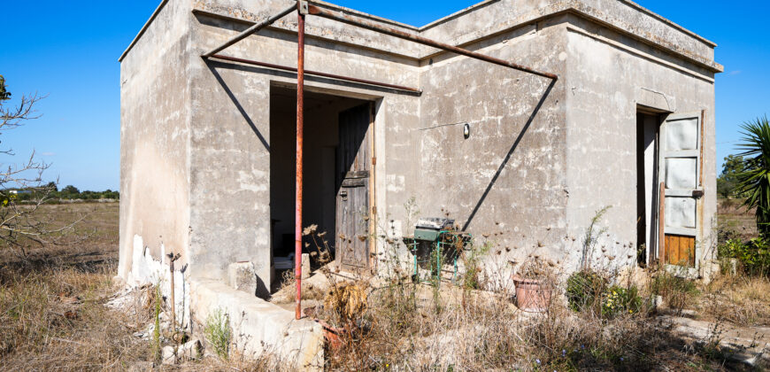 Castrignano De Greci, nel cuore della Grecìa Salentina, antica masseria da ristrutturare