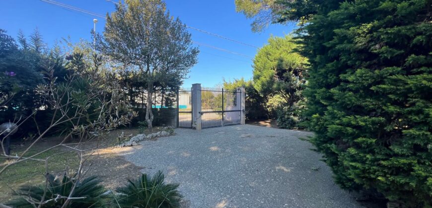 Villa in vendita sulla litoranea di San Cataldo (Comune di Vernole)