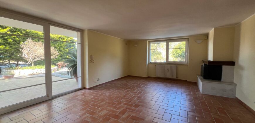 Villa in vendita sulla litoranea di San Cataldo (Comune di Vernole)