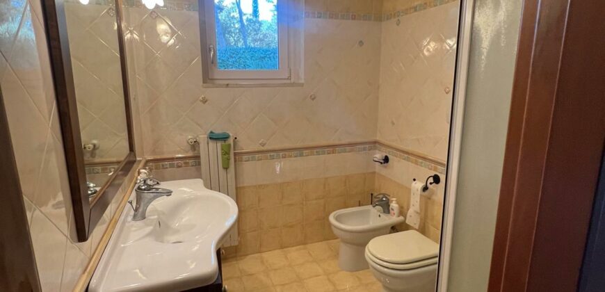 Villa in vendita sulla litoranea di San Cataldo (Comune di Vernole)