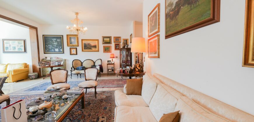 San Lazzaro Prestigioso Appartamento con Ampio Giardino