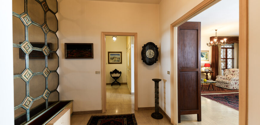 San Lazzaro elegante appartamento con spazi esterni