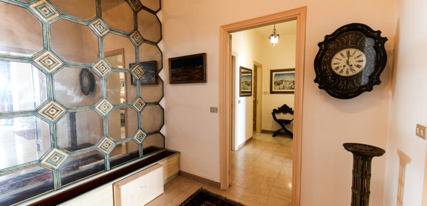 San Lazzaro elegante appartamento con spazi esterni