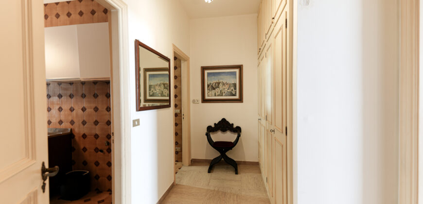 San Lazzaro elegante appartamento con spazi esterni