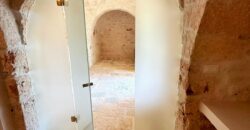 Splendida proprietà con trulli e piscina in vendita nella Valle d’Itria – Ceglie Messapica (BR)Stunning Trulli Property with Pool for Sale in the Itria Valley – Ceglie Messapica (BR)