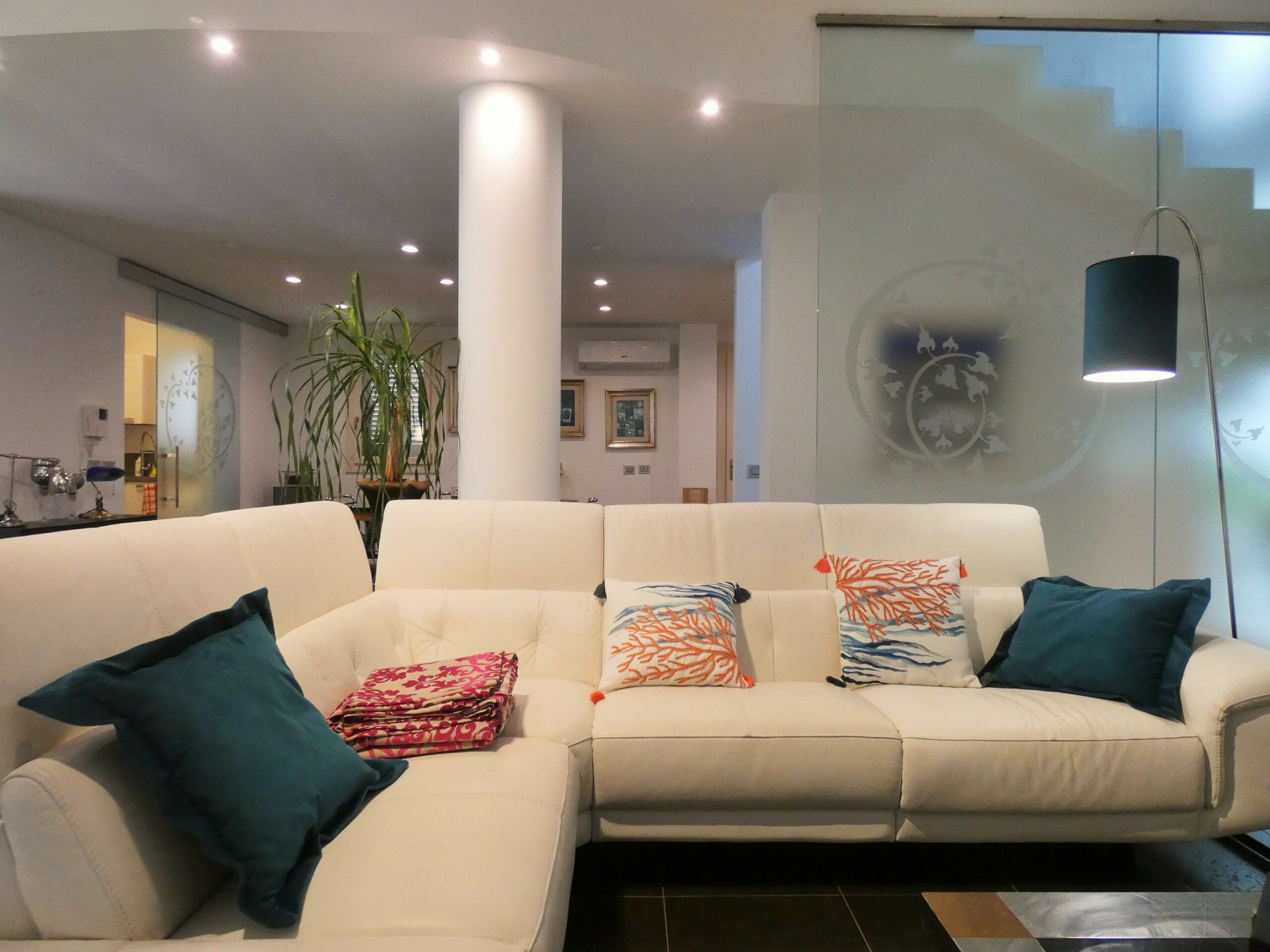 Dove il comfort incontra lo stile: una residenza esclusiva a Lecce *  Where Comfort Meets Style: An Exclusive Residence in Lecce