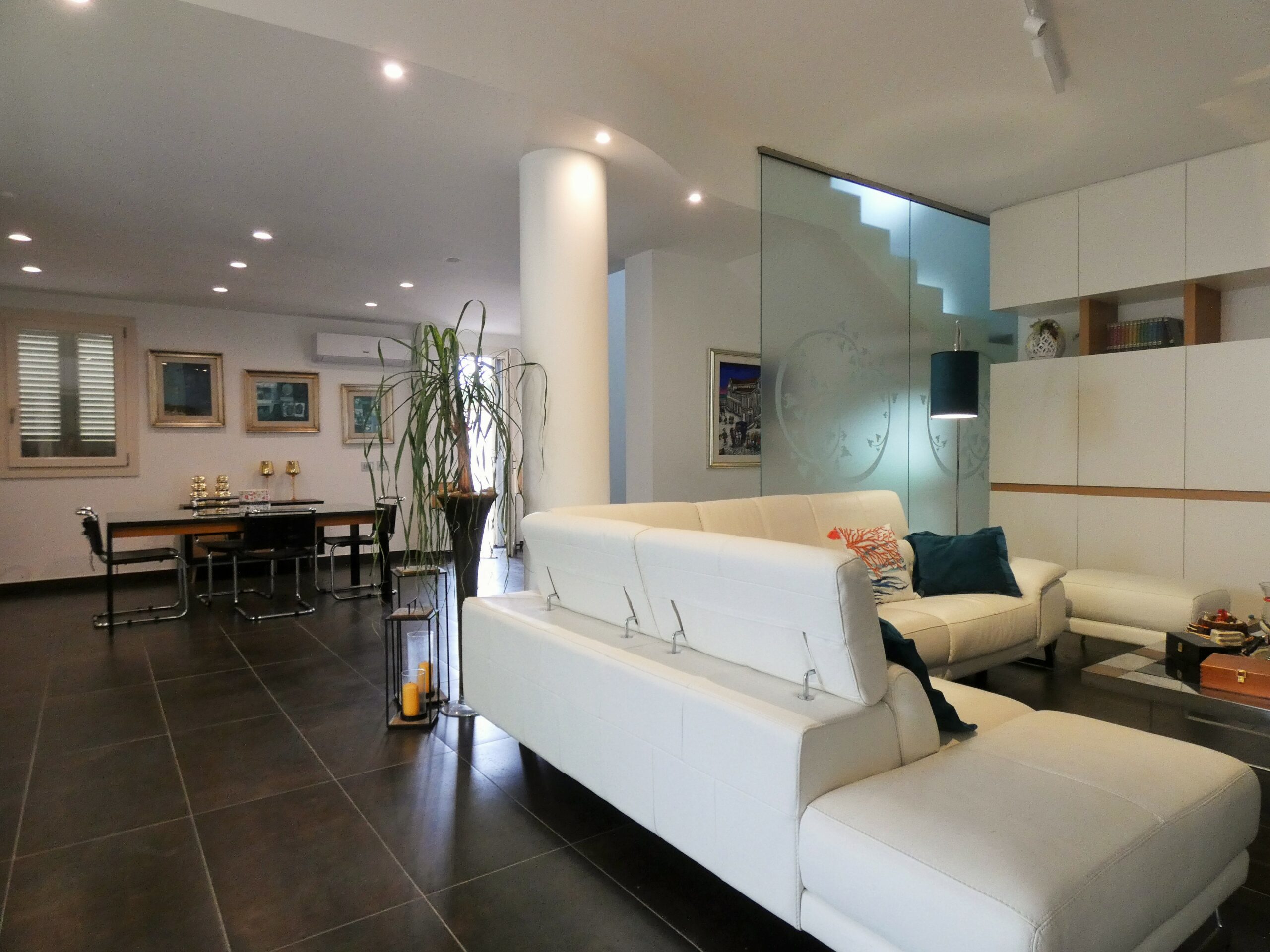 Dove il comfort incontra lo stile: una residenza esclusiva a Lecce *  Where Comfort Meets Style: An Exclusive Residence in Lecce