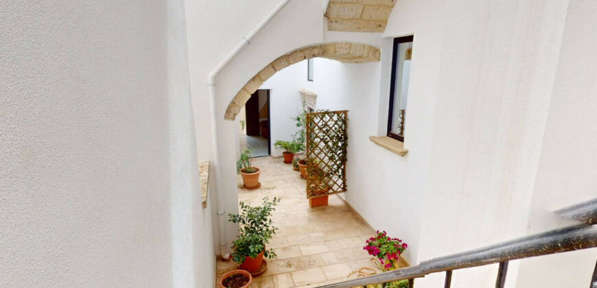 Prestigioso Palazzo in Centro Storico – Galatina Prestigioso Palazzo in Centro Storico – Galatina