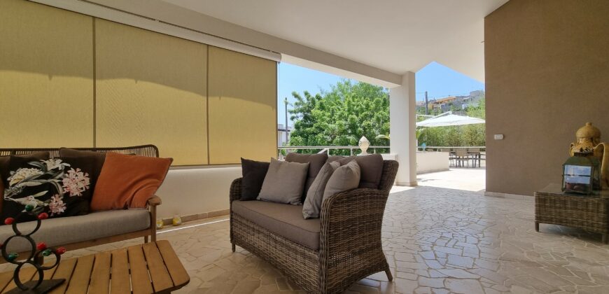 Gagliano del Capo immersa nel verde e a pochissimi minuti a piedi dal mare elegante villa con piscina – Gagliano del Capo – Elegant Villa with Pool, Surrounded by Nature and Just a Few Minutes’ Walk from the Sea