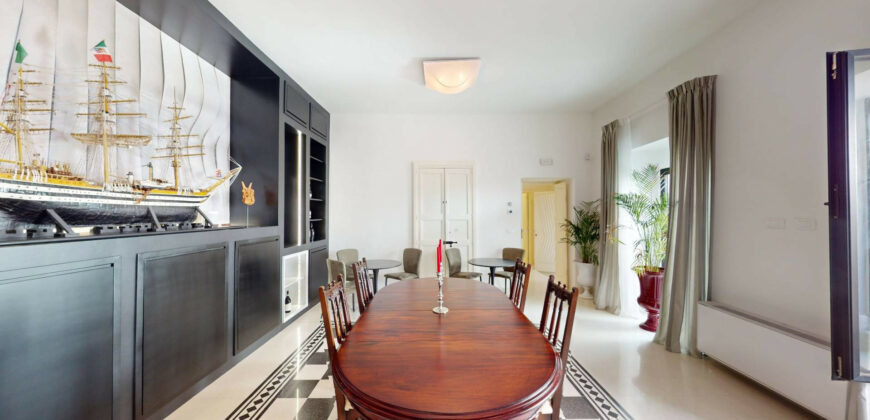 Prestigioso Palazzo in Centro Storico – Galatina Prestigioso Palazzo in Centro Storico – Galatina