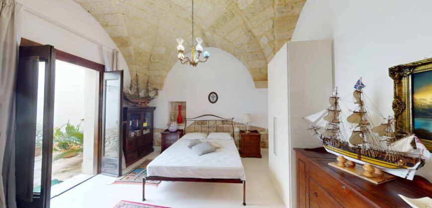 Prestigioso Palazzo in Centro Storico – Galatina Prestigioso Palazzo in Centro Storico – Galatina