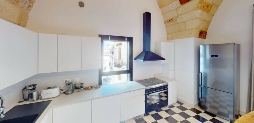 Prestigioso Palazzo in Centro Storico – Galatina Prestigioso Palazzo in Centro Storico – Galatina