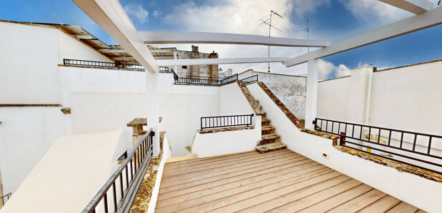 Prestigioso Palazzo in Centro Storico – Galatina Prestigioso Palazzo in Centro Storico – Galatina