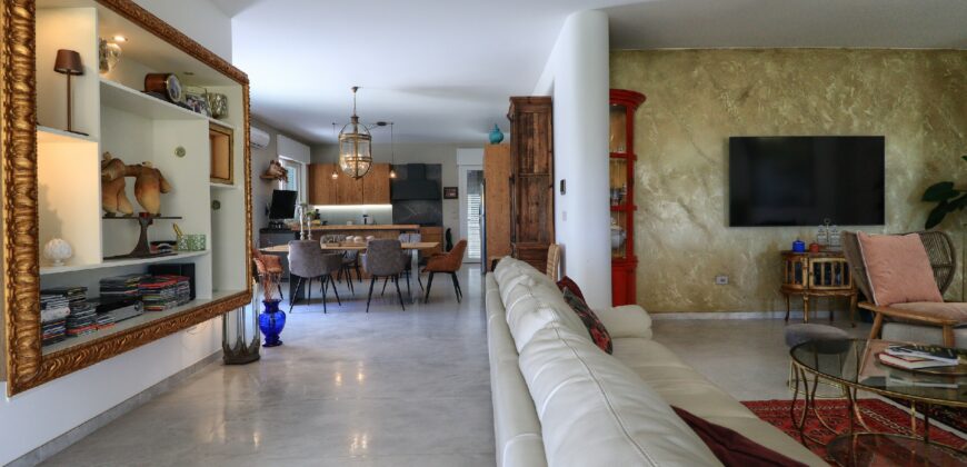 Gagliano del Capo immersa nel verde e a pochissimi minuti a piedi dal mare elegante villa con piscina – Gagliano del Capo – Elegant Villa with Pool, Surrounded by Nature and Just a Few Minutes’ Walk from the Sea