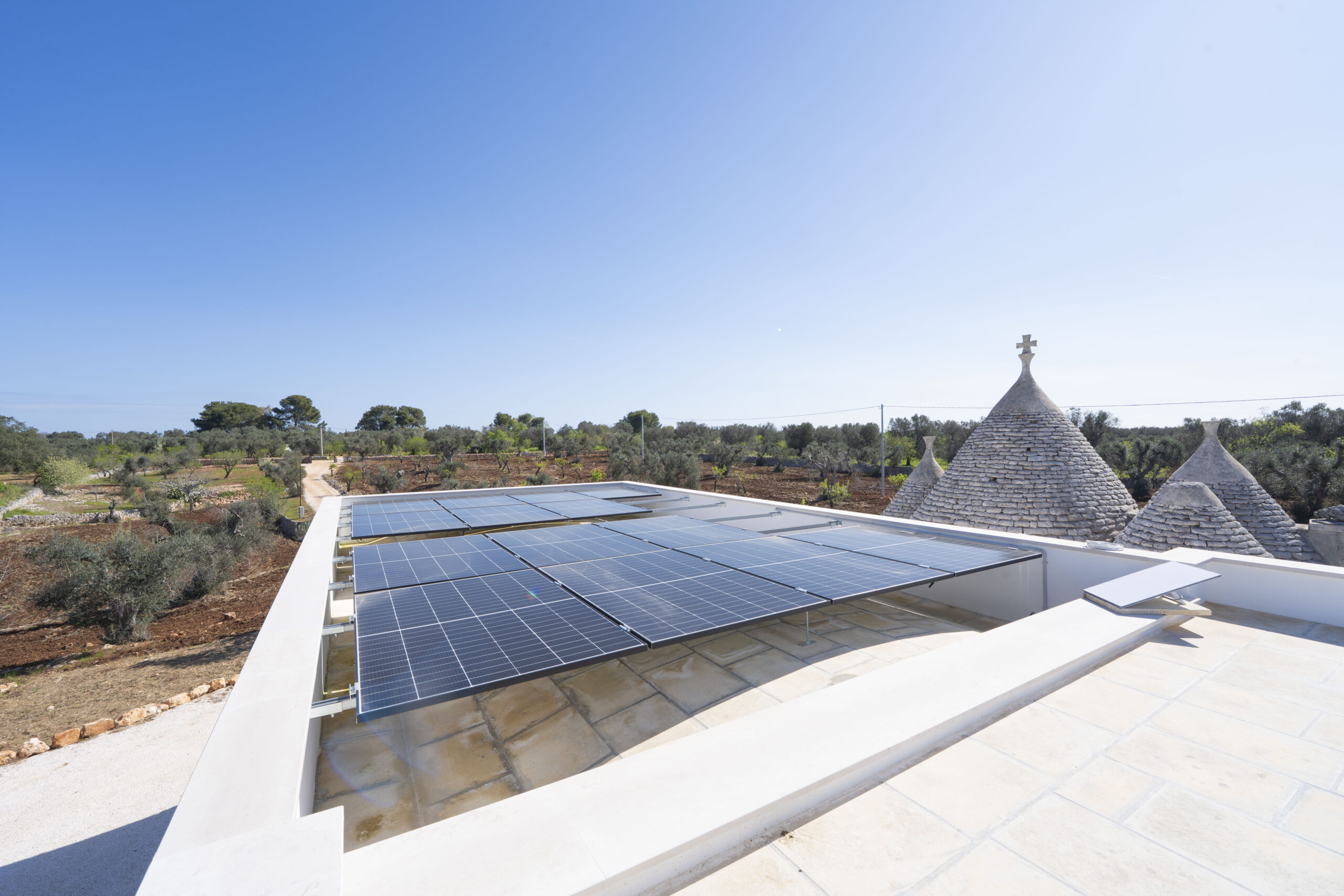 Splendida proprietà con trulli e piscina in vendita nella Valle d’Itria – Ceglie Messapica (BR)Stunning Trulli Property with Pool for Sale in the Itria Valley – Ceglie Messapica (BR)