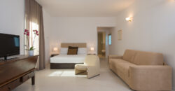 Grande palazzo storico di pregio già a reddito