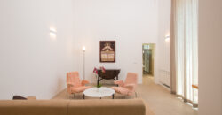 Grande palazzo storico di pregio già a reddito