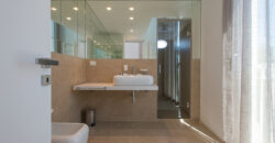 Grande palazzo storico di pregio già a reddito