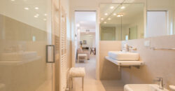 Grande palazzo storico di pregio già a reddito