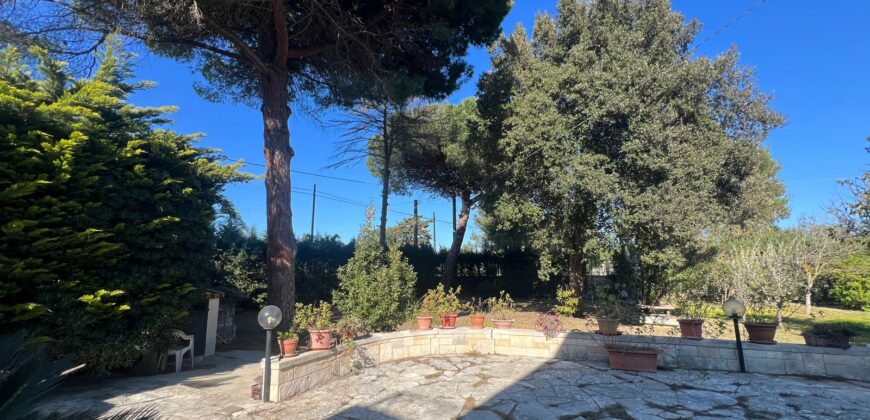 Villa in vendita sulla litoranea Lecce –  San Cataldo (Comune di Vernole)