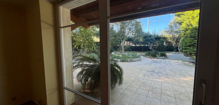 Villa in vendita sulla litoranea Lecce –  San Cataldo (Comune di Vernole)