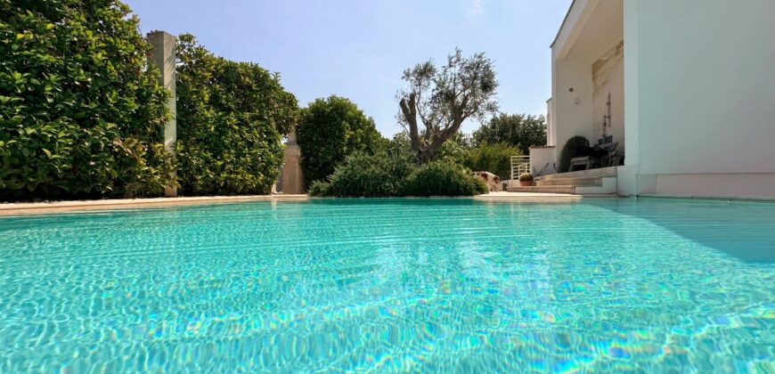 OTRANTO – VILLA PANORAMICA CON PISCINA A 800 MT DAL MARE