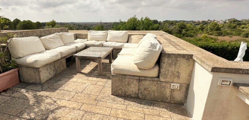 OTRANTO – VILLA PANORAMICA CON PISCINA A 800 MT DAL MARE