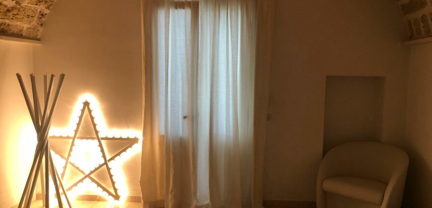 Galatina centro storico elegante dimora di fine ‘800     Elegant late-19th-century home, Galatina historic center