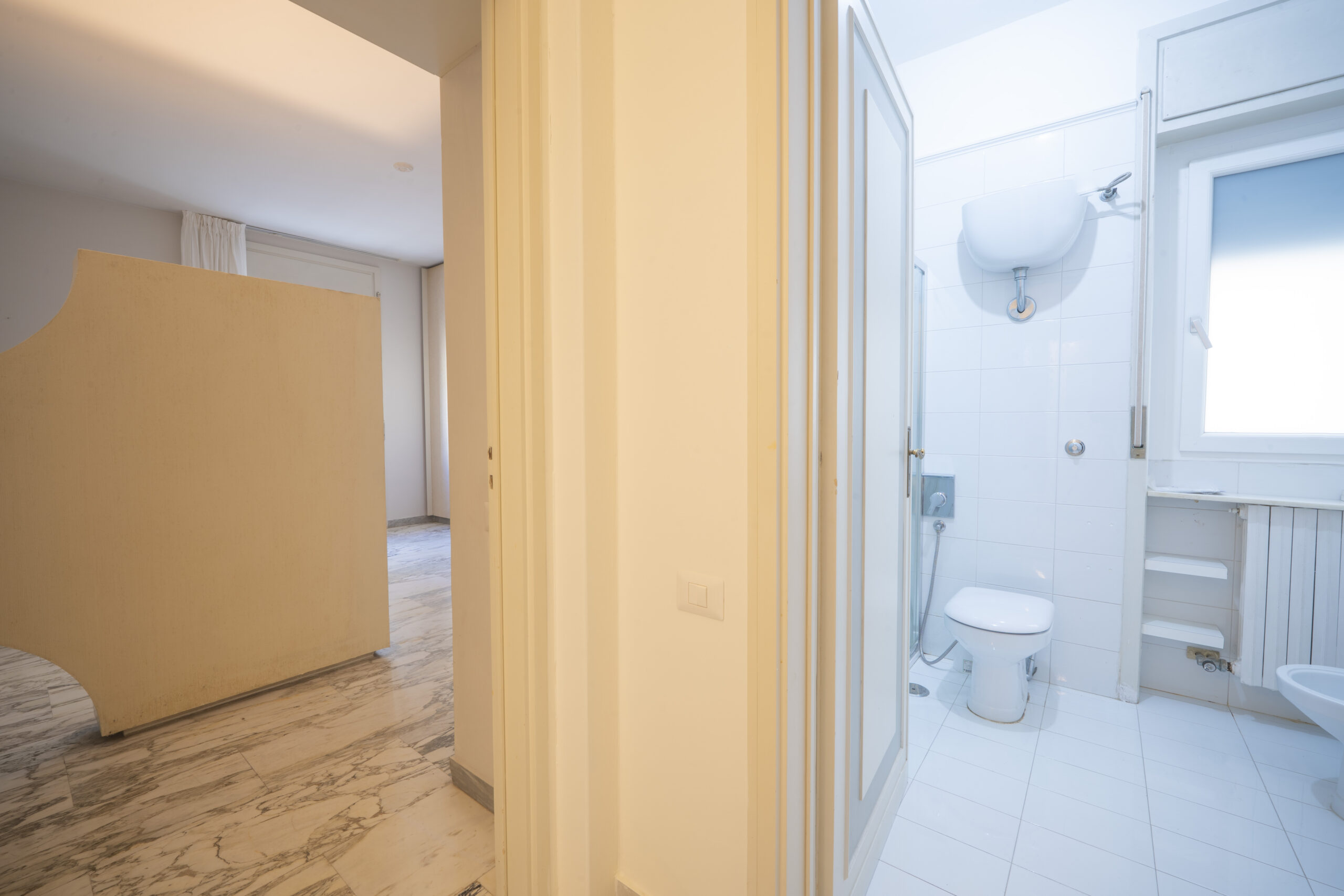 Zona Mazzini ampio appartamento con garage