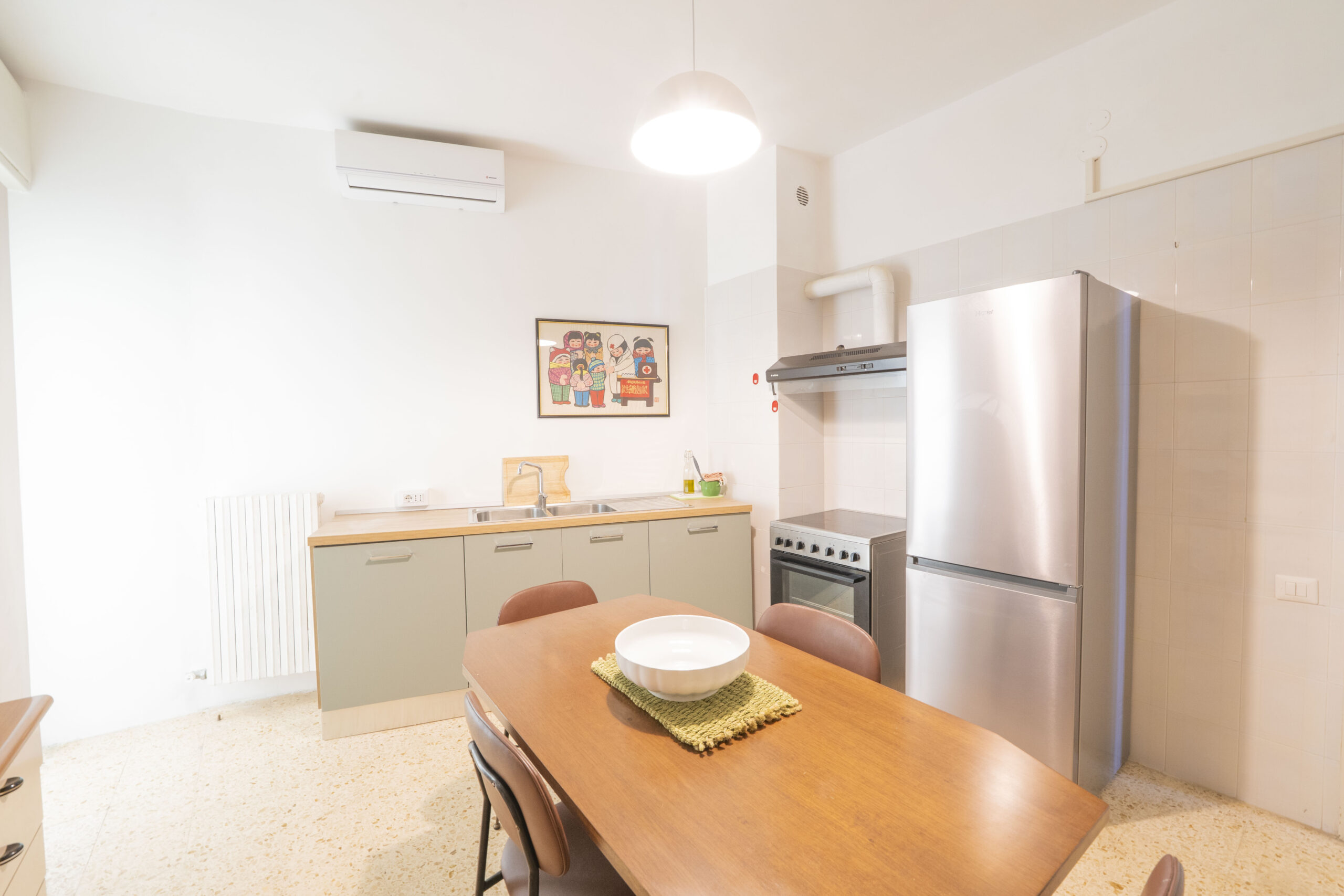 Zona Mazzini Spazioso Appartamento con ampio Balcone e Garage   In Mazzini Area Spacious Apartment  with large Balcony and Garage