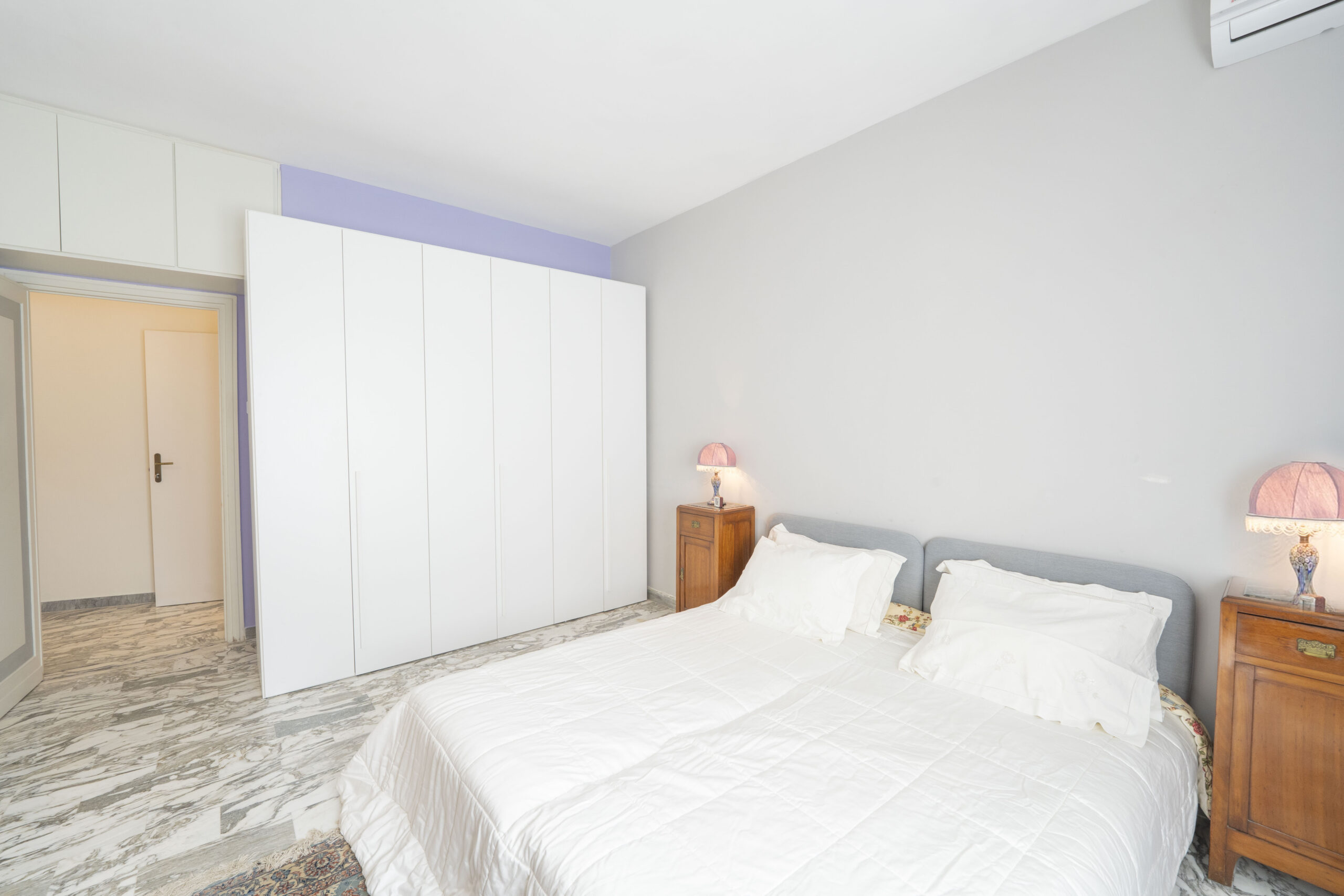 Zona Mazzini Spazioso Appartamento con ampio Balcone e Garage   In Mazzini Area Spacious Apartment  with large Balcony and Garage