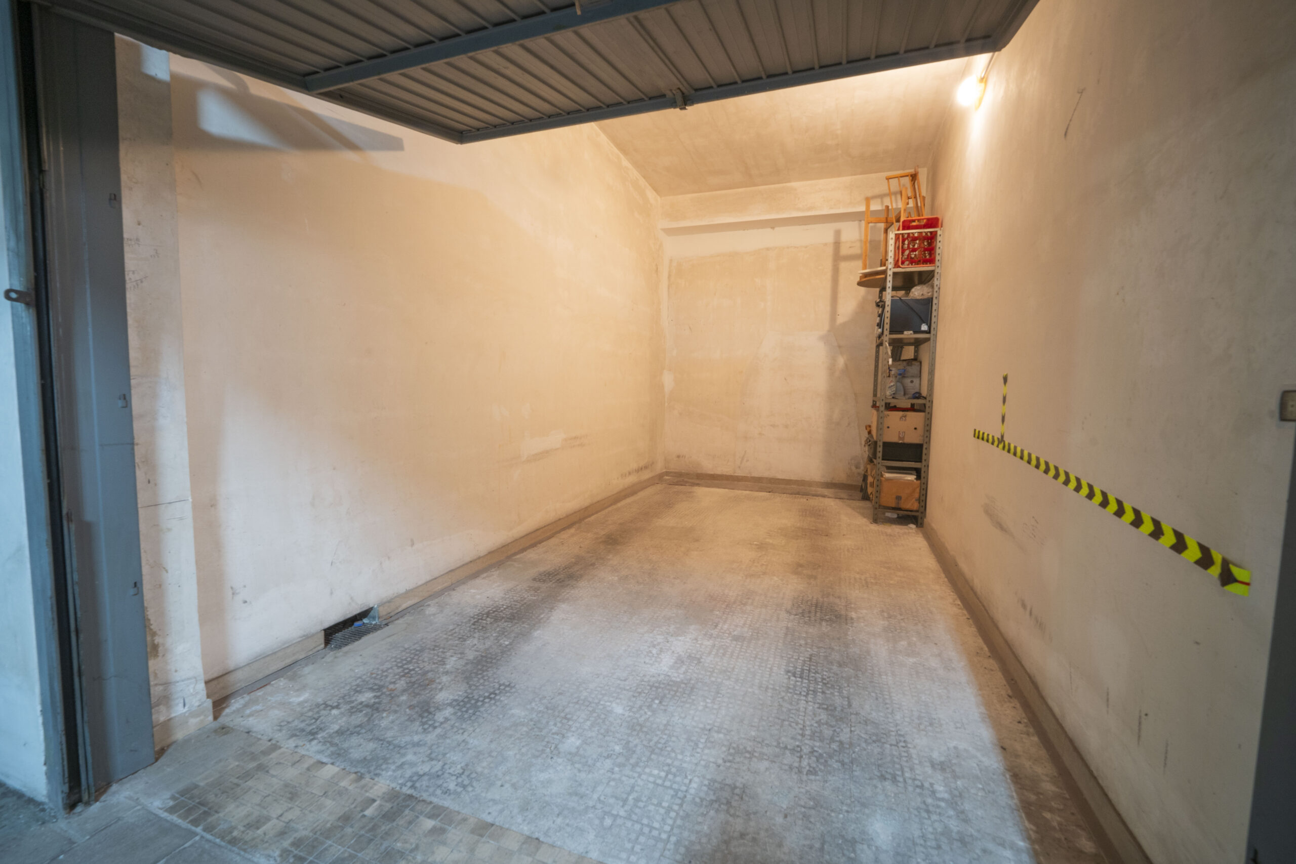 Zona Mazzini Spazioso Appartamento con ampio Balcone e Garage   In Mazzini Area Spacious Apartment  with large Balcony and Garage